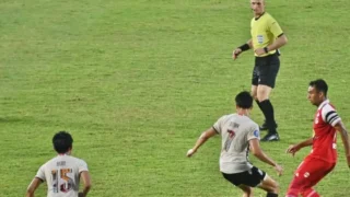 Wasit Asing Asal Yordania, Adham Mohammad Tumah Makhadmeh Pimpin Pertandingan Barito Putera vs PSM Makassar