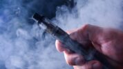 Ilustrasi Rokok Elektronik atau Vape